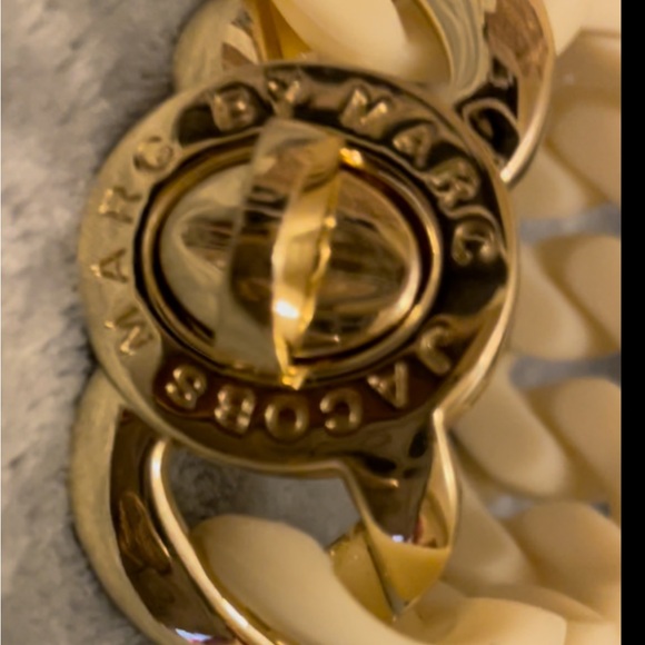 Marc Jacobs Katie Silicone Chain Bracelet - Picture 8 of 11